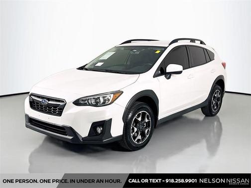 Crystal White Pearl 2019 Subaru Crosstrek 2.0i Premium