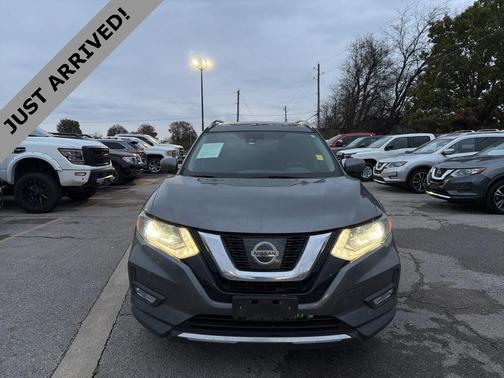 2017 Nissan Rogue SL