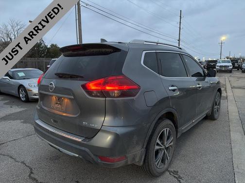 2017 Nissan Rogue SL