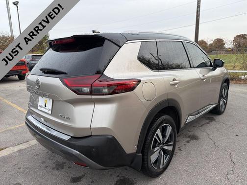 2022 Nissan Rogue SL