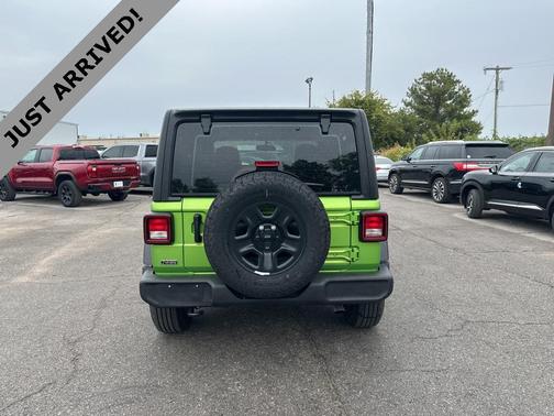 2025 Jeep Wrangler Sport