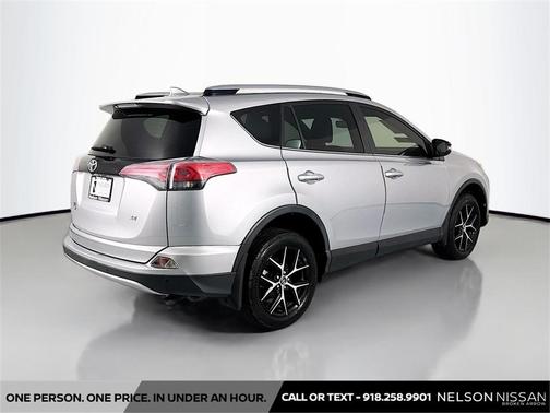 2018 Toyota RAV4 SE