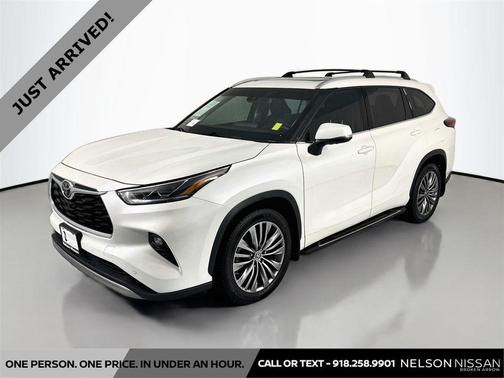 Blizzard Pearl 2021 Toyota Highlander Platinum