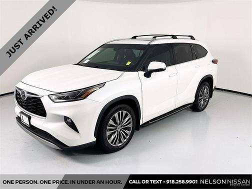 Blizzard Pearl 2021 Toyota Highlander Platinum