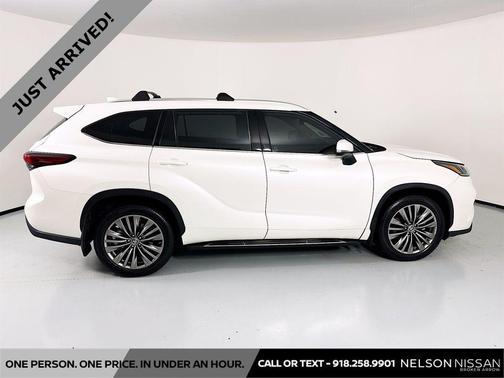 Blizzard Pearl 2021 Toyota Highlander Platinum