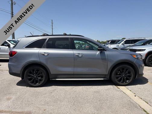 Everlasting Silver 2019 Kia Sorento S