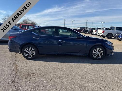 2020 Nissan Altima S FWD