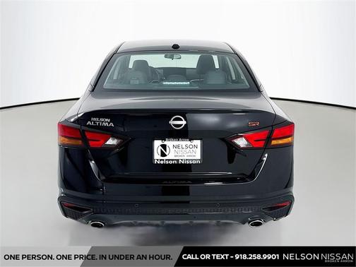 2025 Nissan Altima SR FWD
