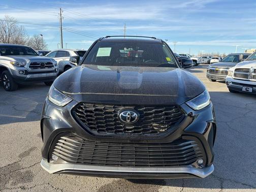 2024 Toyota Highlander XSE