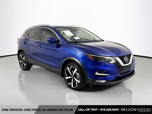 2022 Nissan Rogue Sport SL