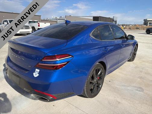 2022 Genesis G70 3.3T RWD