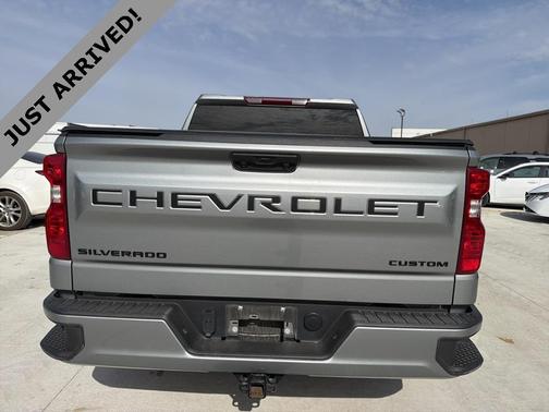 2023 Chevrolet Silverado 1500 Custom