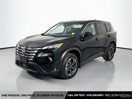 Super Black 2025 Nissan Rogue SV