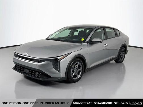 Steel Gray 2025 Kia K4 LXS