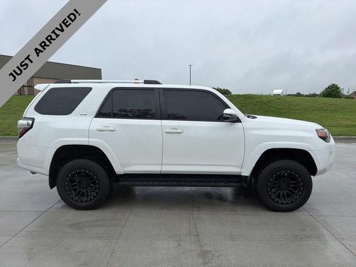 Super White 2020 Toyota 4Runner SR5 Premium