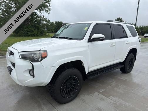 Super White 2020 Toyota 4Runner SR5 Premium