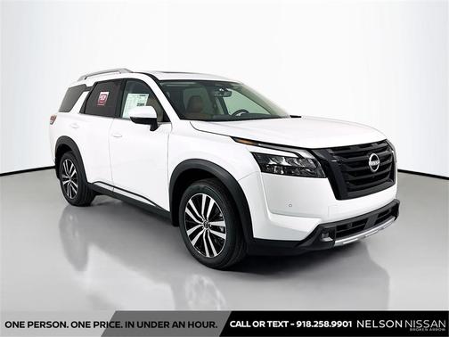 2025 Nissan Pathfinder Platinum 4WD