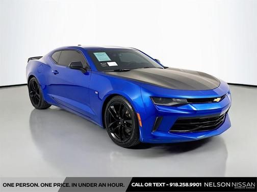 Hyper Blue Metallic 2017 Chevrolet Camaro 1LS