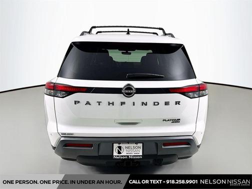 Everest White Pearl Tricoat 2026 Nissan Pathfinder Platinum