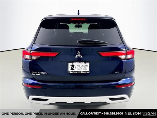 2023 Mitsubishi Outlander SE Black Edition 2WD