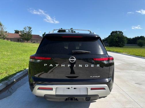 Super Black 2025 Nissan Pathfinder Platinum FWD