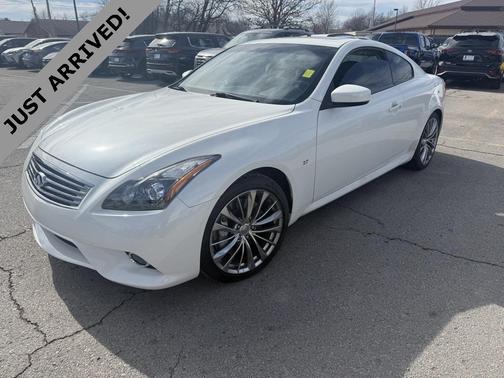 2015 INFINITI Q60 Journey