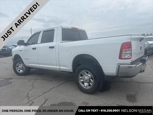 2019 RAM 2500 Tradesman Crew Cab 4x4 6'4' Box