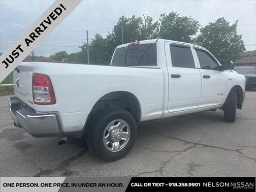 2019 RAM 2500 Tradesman Crew Cab 4x4 6'4' Box