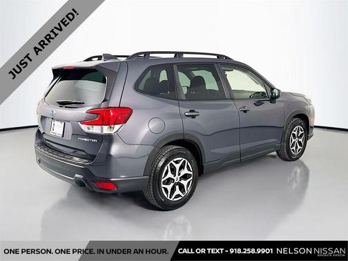 Magnetite Gray Metallic 2023 Subaru Forester Premium