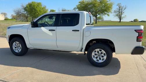 2025 Nissan Frontier S