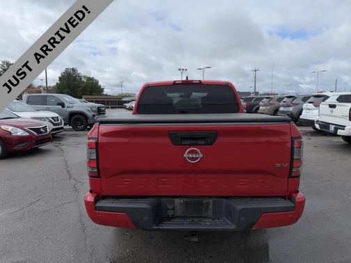 2022 Nissan Frontier SV