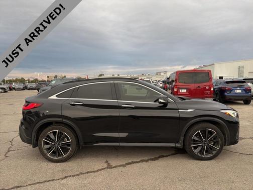 2022 INFINITI QX55 LUXE