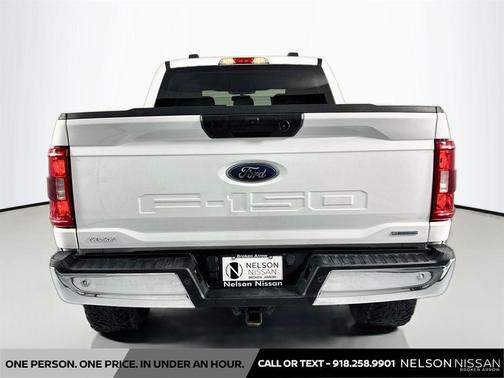 OXFORD WHITE 2023 Ford F-150 XLT