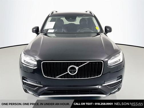 Onyx Black Metallic 2017 Volvo XC90 T6 Momentum