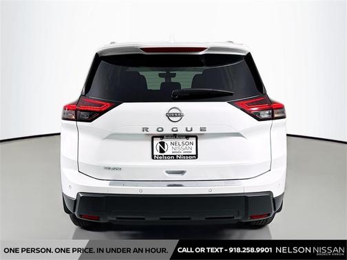 2025 Nissan Rogue SV