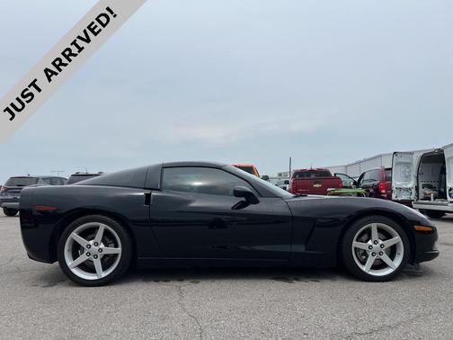 2005 Chevrolet Corvette Base