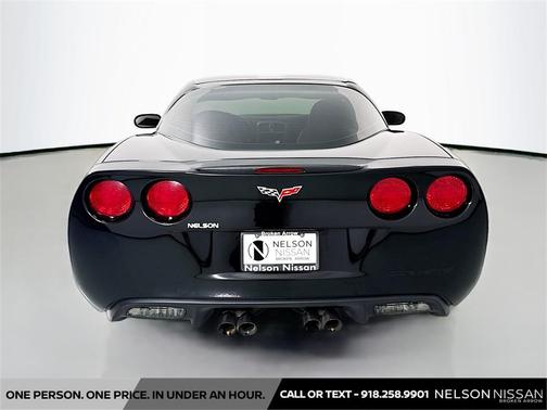 2005 Chevrolet Corvette Base