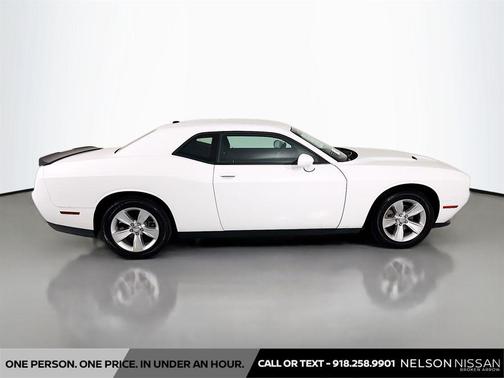 White Knuckle Clearcoat 2023 Dodge Challenger SXT