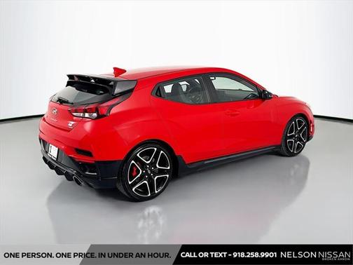 2022 Hyundai Veloster N Base