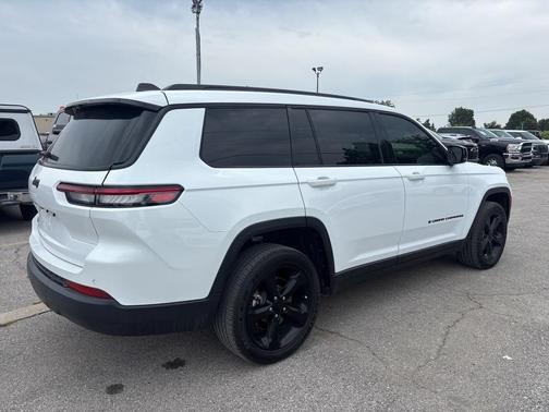 2023 Jeep Grand Cherokee L Altitude