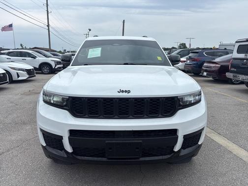 2023 Jeep Grand Cherokee L Altitude