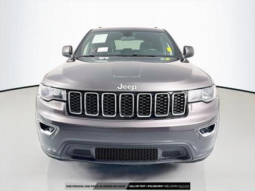 2020 Jeep Grand Cherokee Laredo