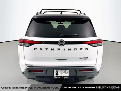 2026 Nissan Pathfinder Platinum