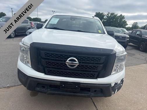 Glacier White 2021 Nissan Titan S