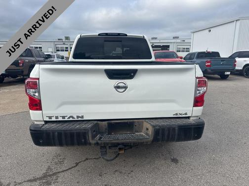 Glacier White 2021 Nissan Titan S