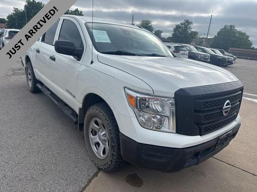 Glacier White 2021 Nissan Titan S