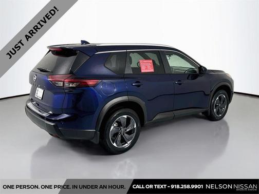 Deep Ocean Blue Pearl 2025 Nissan Rogue SV