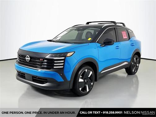 2025 Nissan Kicks SR