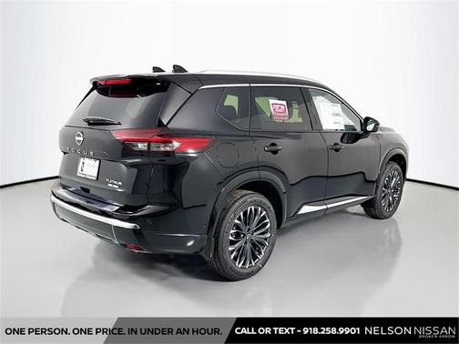 2025 Nissan Rogue Platinum