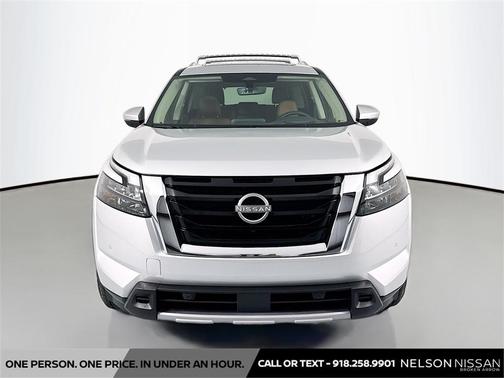 2025 Nissan Pathfinder Platinum 4WD